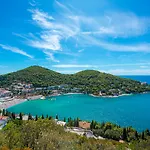 Adriatic Szálloda