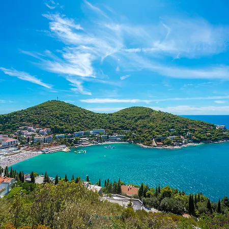 Adriatic فندق