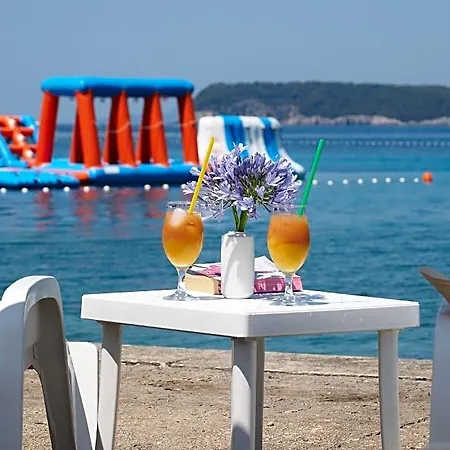 Hotel Adriatic 2*