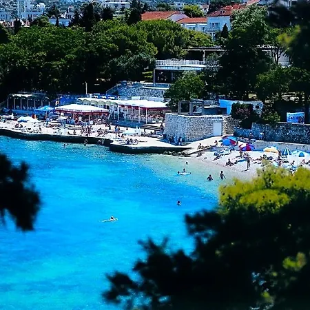 Adriatic Hotel 2*