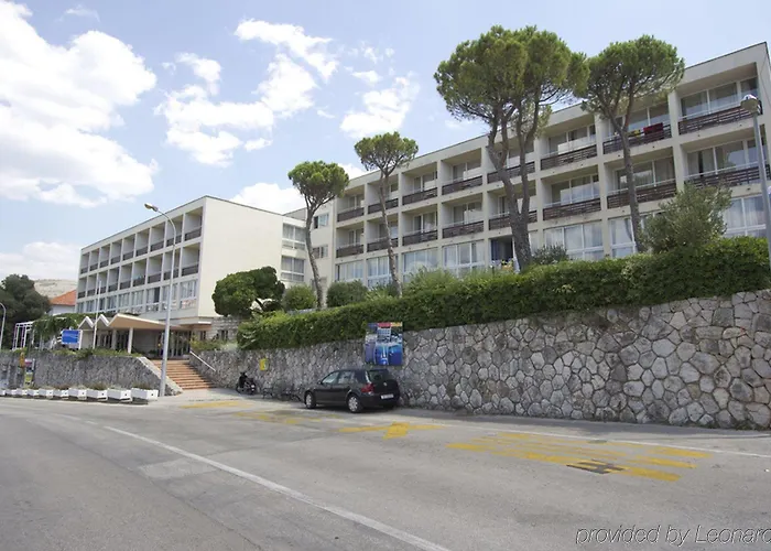 Hotel Adriatic 2*
