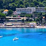 מלון Adriatic 2*