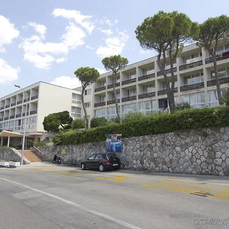 Hotel Adriatic 2*